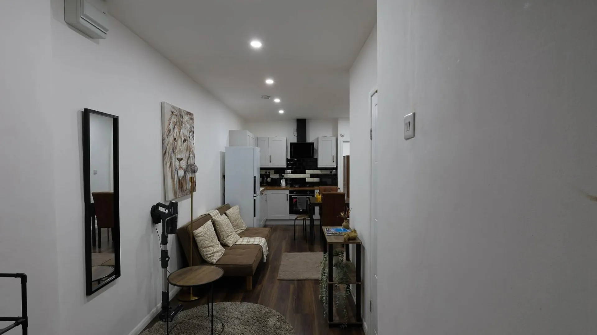 Stylish Apartment In City Centre - Walk Everywhere Cardiff
